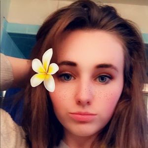 Meet your Posher, Jocelyn